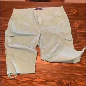 Gloria Vanderbilt Capri Pants